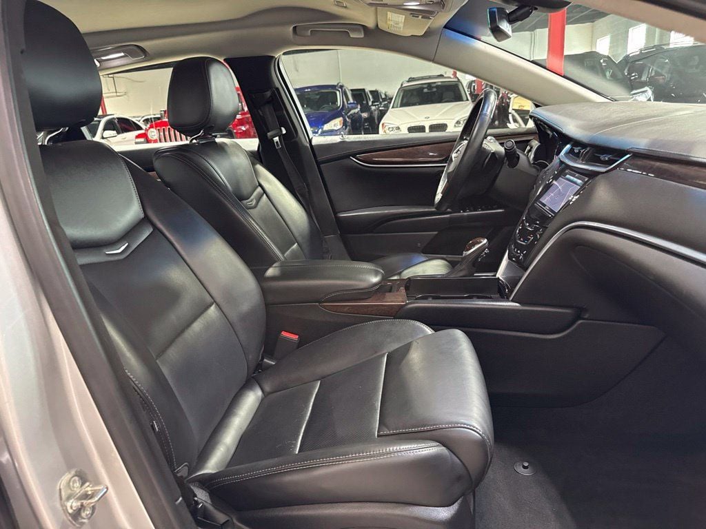 2017 Cadillac XTS 4dr Sedan Luxury FWD - 23067192 - 27