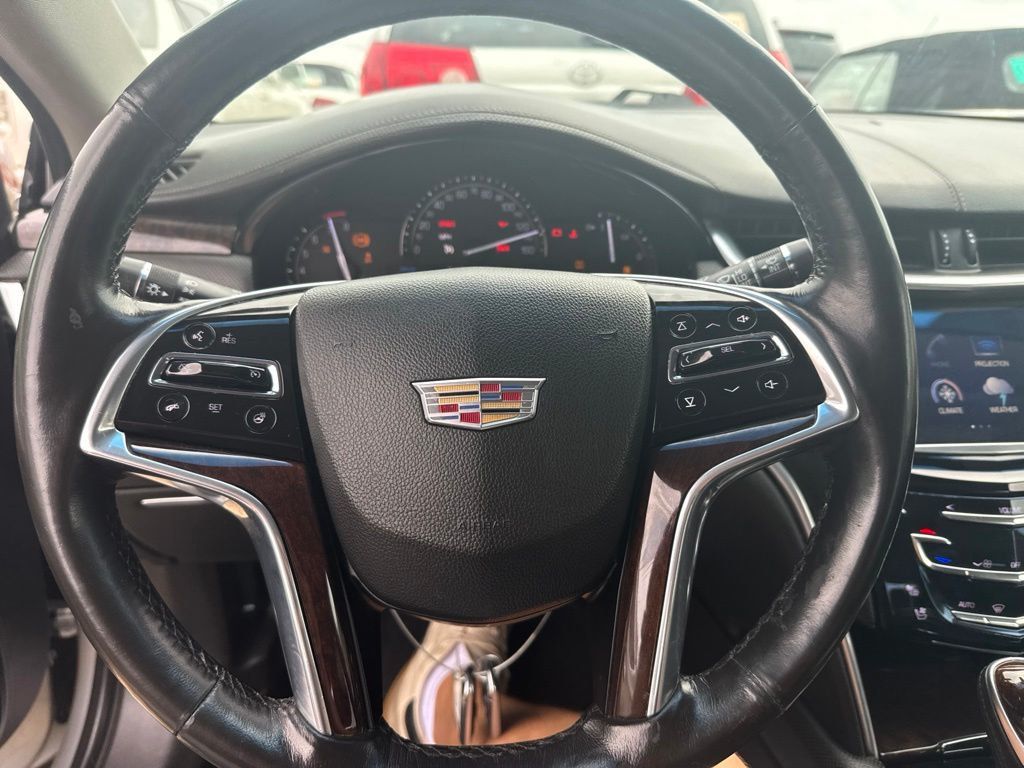 2017 Cadillac XTS 4dr Sedan Luxury FWD - 23067192 - 3