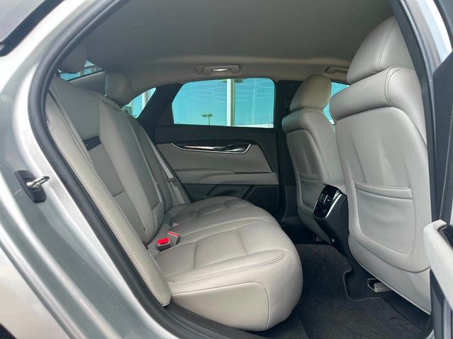 2017 Cadillac XTS 4dr Sedan Luxury FWD - 22961419 - 14