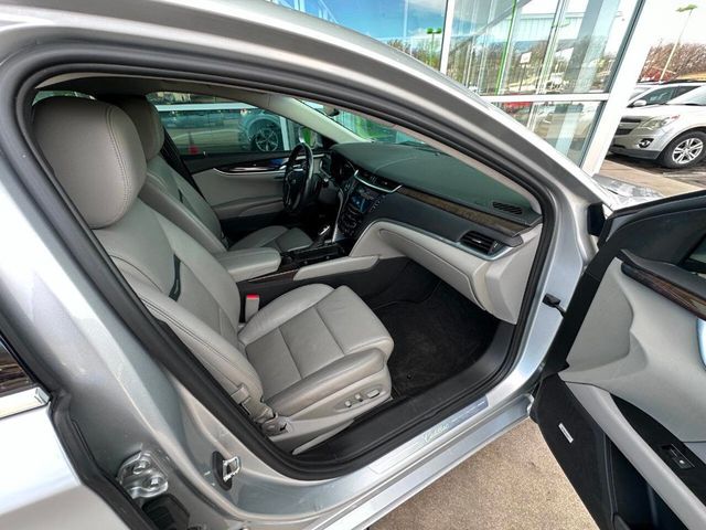 2017 Cadillac XTS 4dr Sedan Luxury FWD - 22961419 - 15