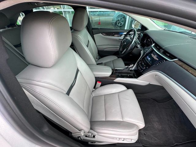 2017 Cadillac XTS 4dr Sedan Luxury FWD - 22961419 - 16