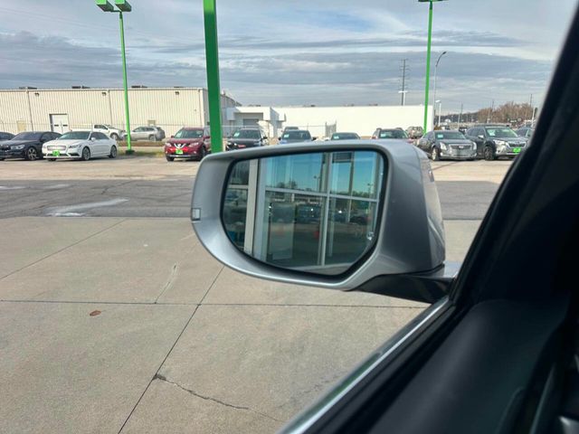 2017 Cadillac XTS 4dr Sedan Luxury FWD - 22961419 - 18