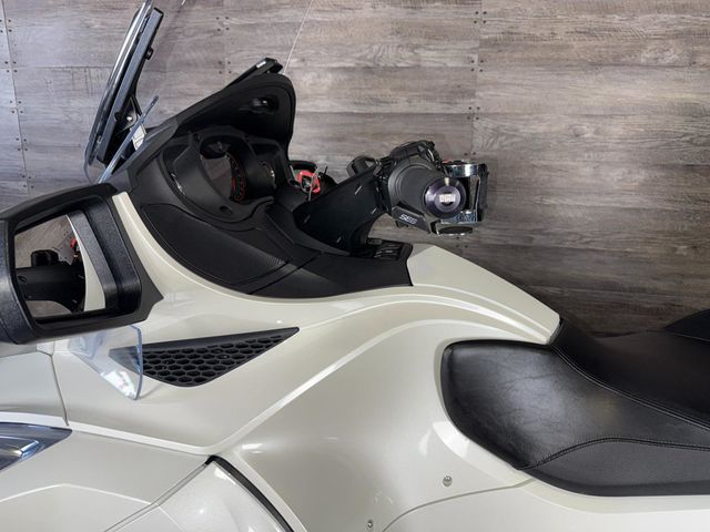 2017 Can-Am Spyder RT Limited SE6 SUPER CLEAN! - 23000391 - 11