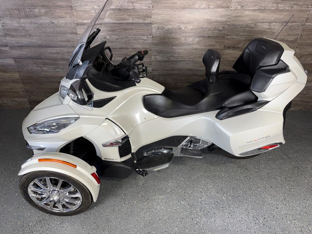 2017 Can-Am Spyder RT Limited SE6 SUPER CLEAN! - 23000391 - 15