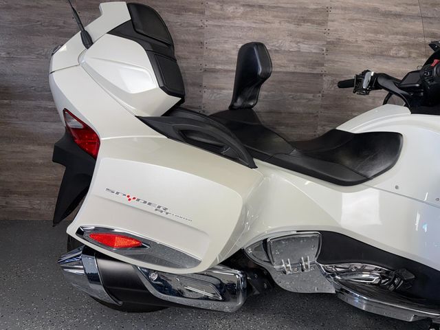 2017 Can-Am Spyder RT Limited SE6 SUPER CLEAN! - 23000391 - 6