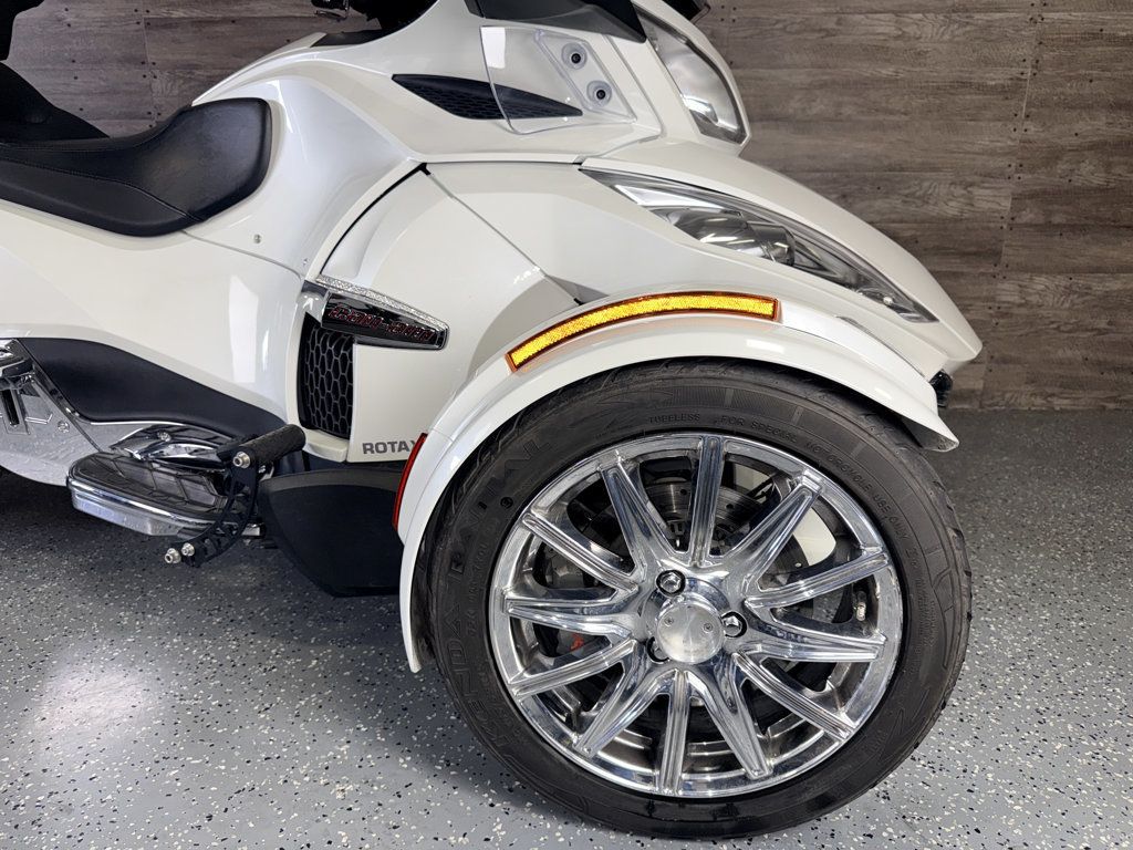 2017 Can-Am Spyder RT Limited SE6 SUPER CLEAN! - 23098673 - 6