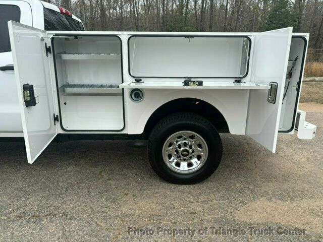2017 Chevrolet 3500HD CREW CAB 4X4 14k MI SRW ONE TON UTILITY! +SUPER CLEAN UNIT! FINANCE OR LEASE! - 22995730 - 10