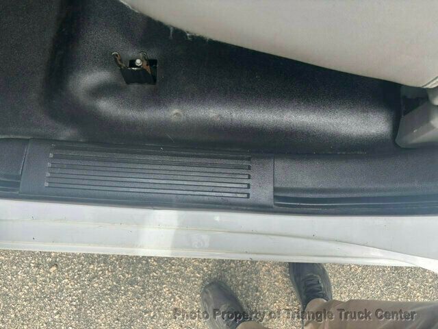 2017 Chevrolet 3500HD CREW CAB 4X4 14k MI SRW ONE TON UTILITY! +SUPER CLEAN UNIT! FINANCE OR LEASE! - 22995730 - 20