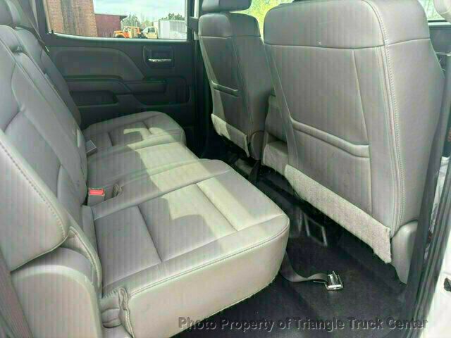 2017 Chevrolet 3500HD CREW CAB 4X4 14k MI SRW ONE TON UTILITY! +SUPER CLEAN UNIT! FINANCE OR LEASE! - 22995730 - 24