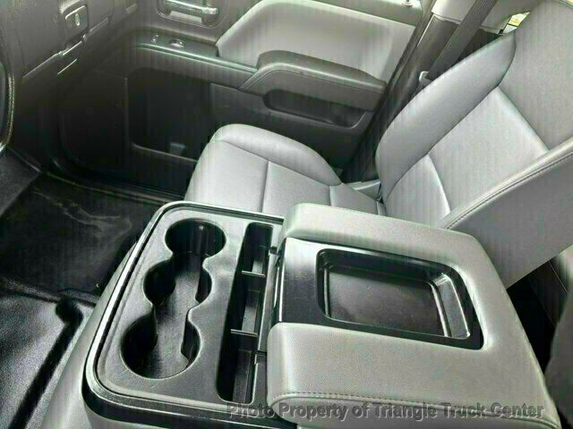 2017 Chevrolet 3500HD CREW CAB 4X4 14k MI SRW ONE TON UTILITY! +SUPER CLEAN UNIT! FINANCE OR LEASE! - 22995730 - 42