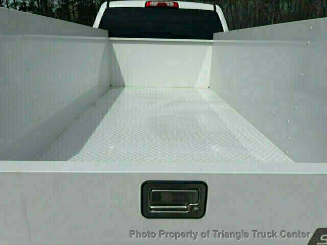 2017 Chevrolet 3500HD CREW CAB 4X4 14k MI SRW ONE TON UTILITY! +SUPER CLEAN UNIT! FINANCE OR LEASE! - 22995730 - 5