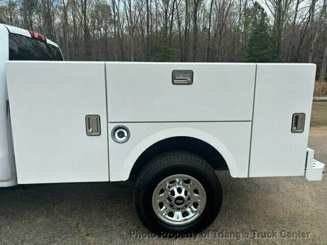 2017 Chevrolet 3500HD CREW CAB 4X4 14k MI SRW ONE TON UTILITY! +SUPER CLEAN UNIT! FINANCE OR LEASE! - 22995730 - 6
