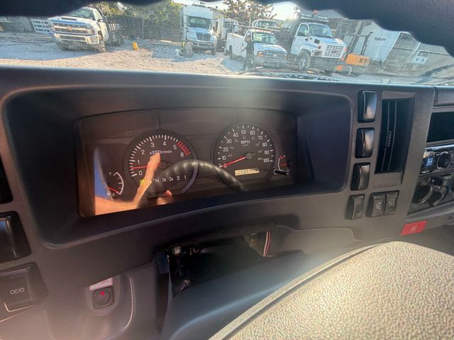 2017 Chevrolet 4500 Box Truck With Side Door & Liftgate  - 22983517 - 11