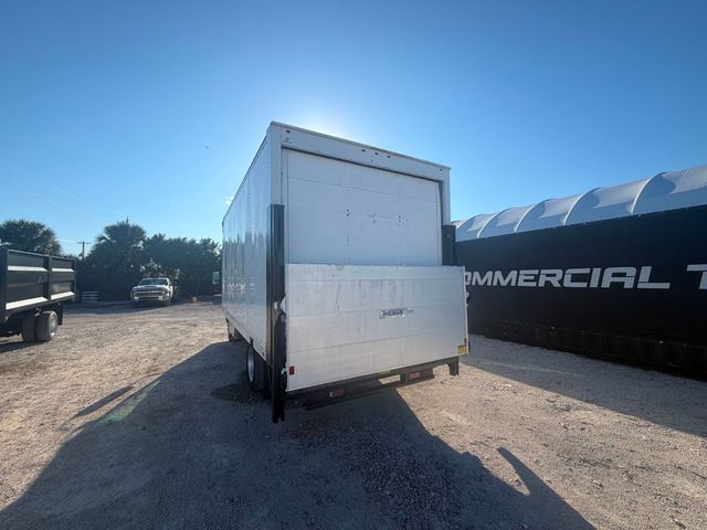 2017 Chevrolet 4500 Box Truck With Side Door & Liftgate  - 22983517 - 2