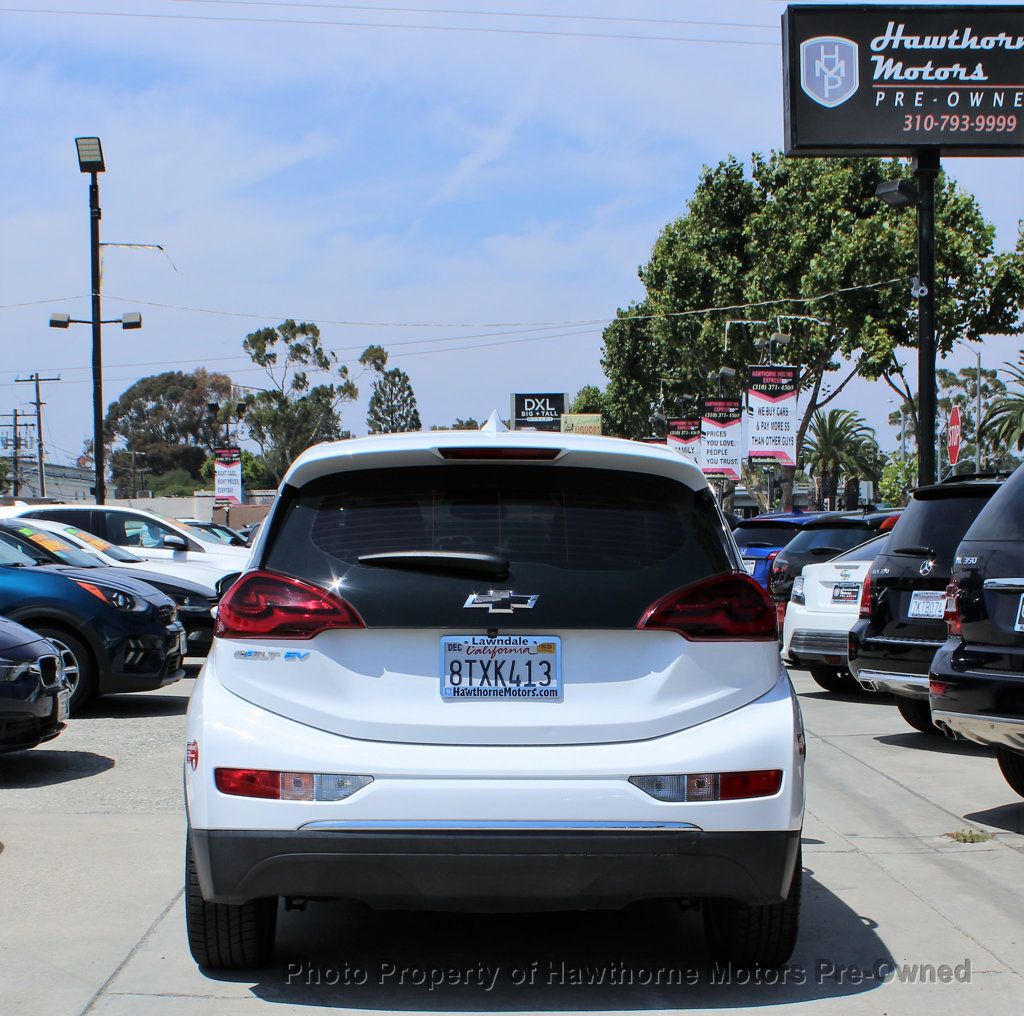 2017 Chevrolet Bolt EV photo 4