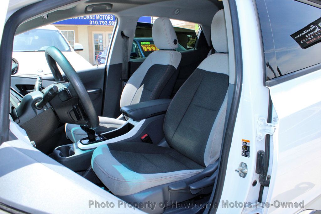 2017 Chevrolet Bolt EV photo 9
