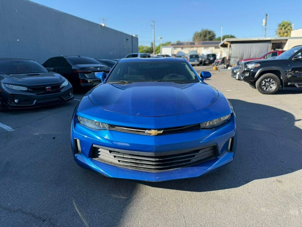 Chevrolet Camaro photo 2