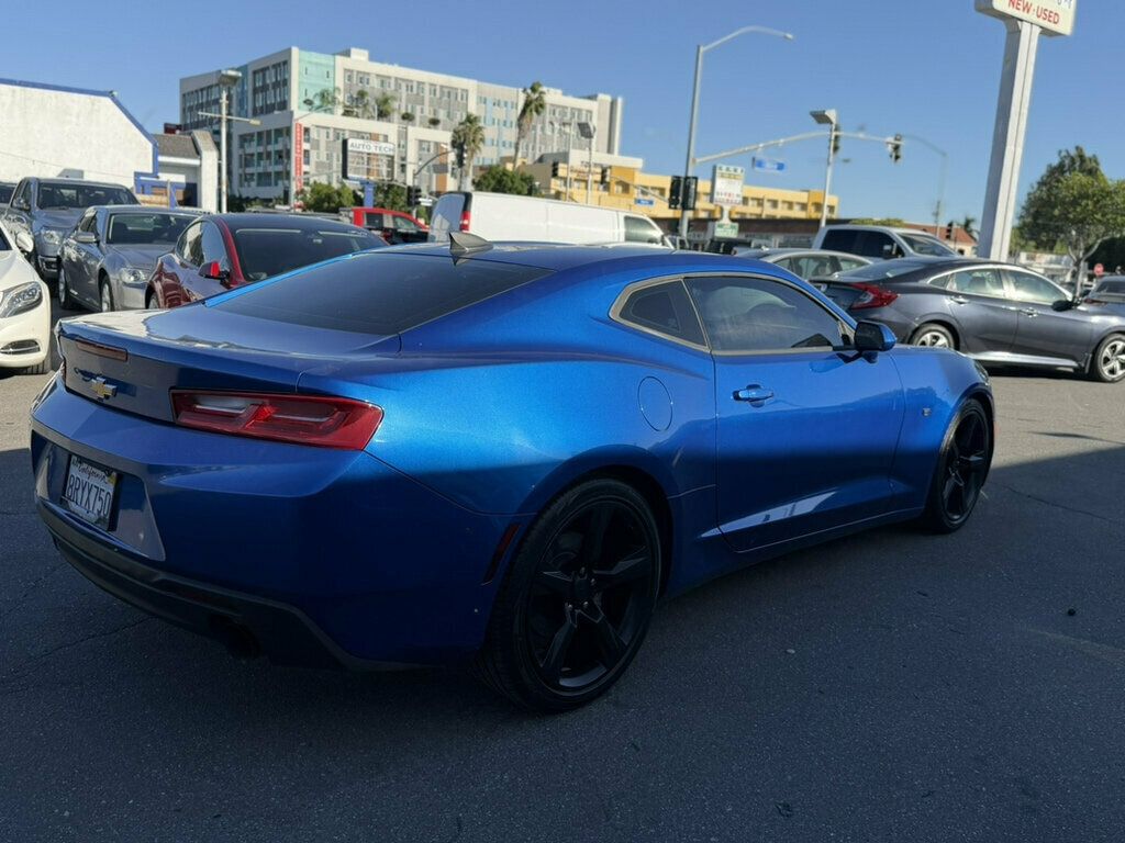 Chevrolet Camaro photo 4