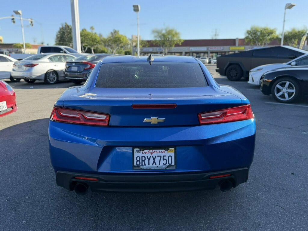 Chevrolet Camaro photo 5