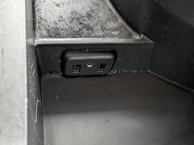 2017 Chevrolet Camaro  - 22980431 - 21