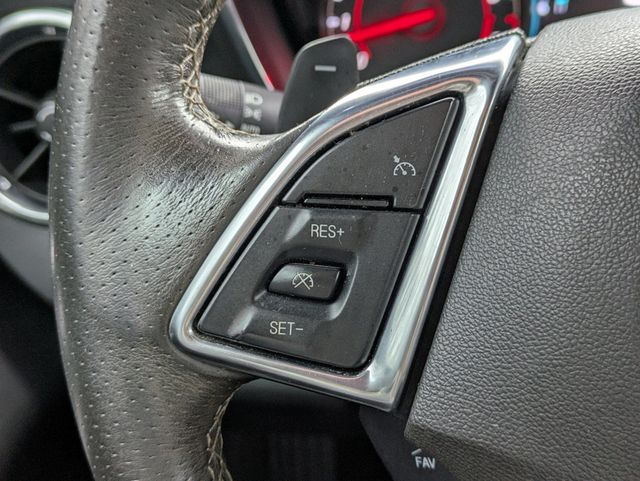 2017 Chevrolet Camaro  - 22980431 - 23