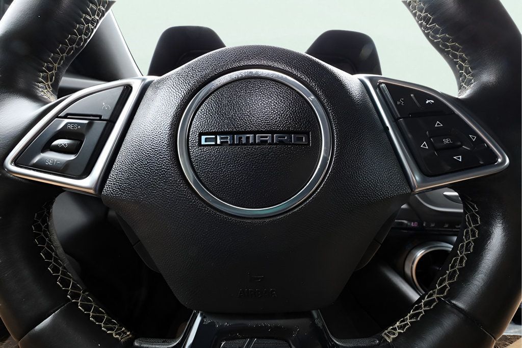 2017 Chevrolet Camaro 1LT RS Coupe photo 22