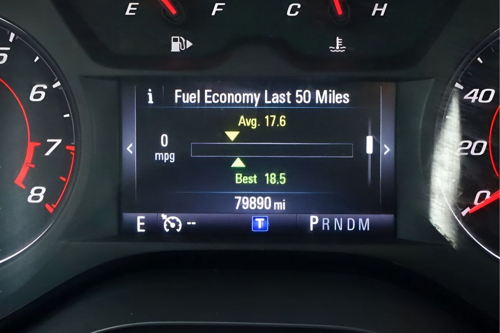 2017 Chevrolet Camaro 1LT RS Coupe photo 23