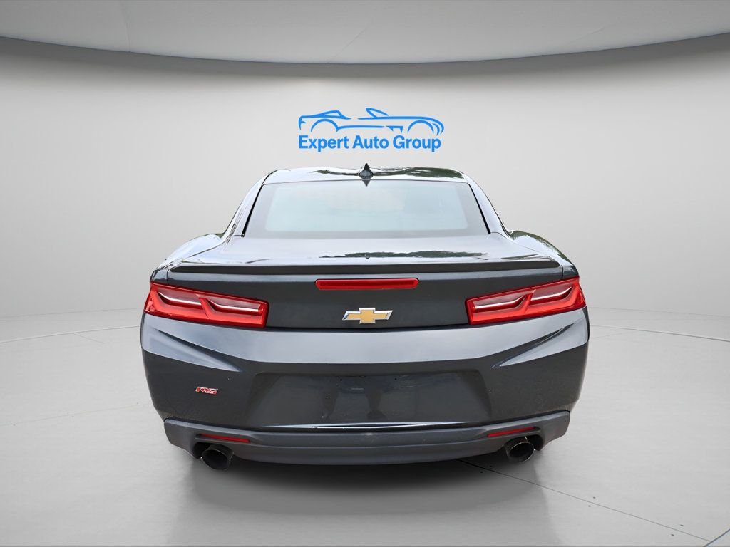 2017 Chevrolet Camaro 1LT RS Coupe photo 8