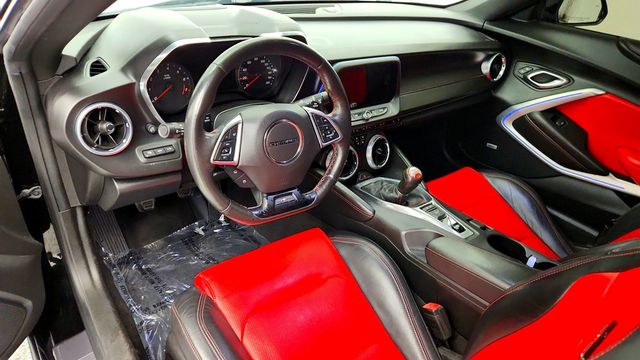 2017 Chevrolet Camaro 2dr Convertible 2SS - 23035585 - 12