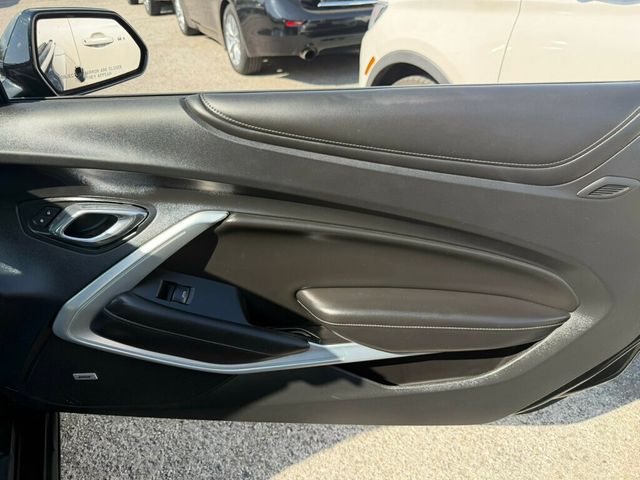 2017 Chevrolet Camaro 2dr Convertible LT w/2LT - 23025015 - 14