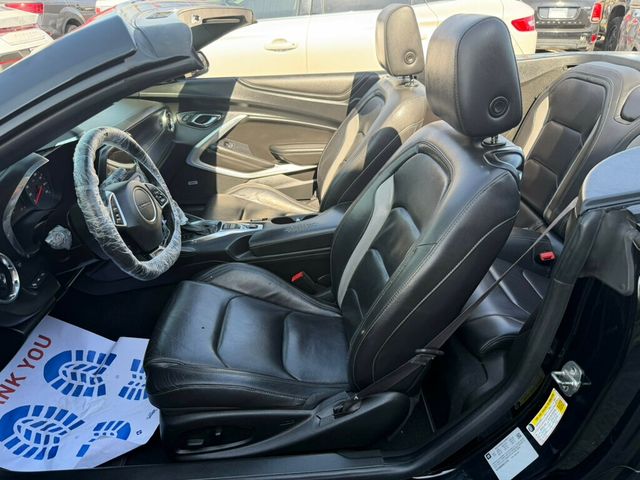 2017 Chevrolet Camaro 2dr Convertible LT w/2LT - 23025015 - 1