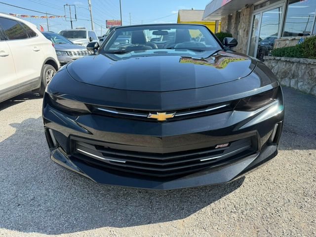 2017 Chevrolet Camaro 2dr Convertible LT w/2LT - 23025015 - 4