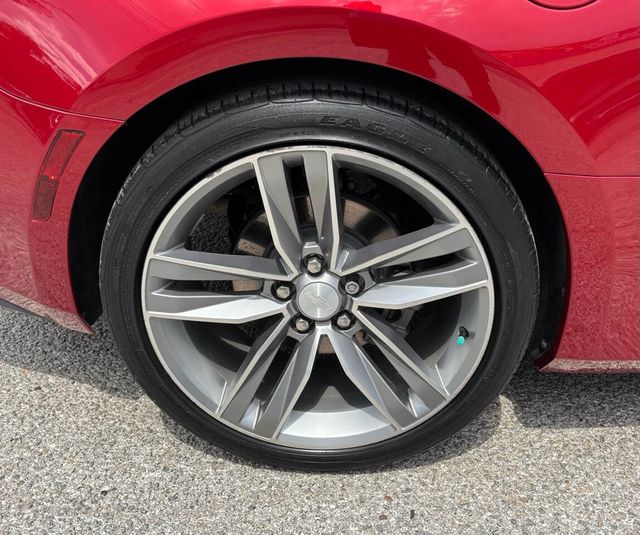 2017 Chevrolet Camaro 2dr Convertible LT w/2LT - 22944039 - 24