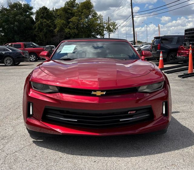 2017 Chevrolet Camaro 2dr Convertible LT w/2LT - 22944039 - 2