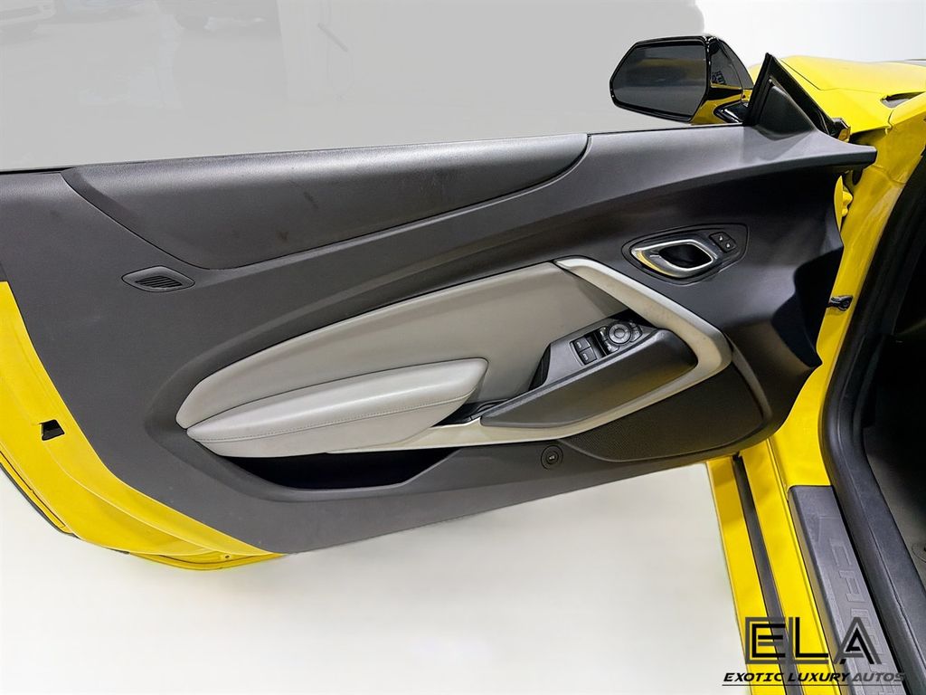 2017 Chevrolet Camaro 2dr Convertible SS w/1SS - 23006638 - 17