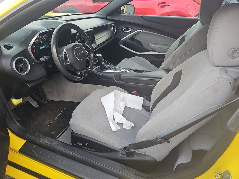 2017 Chevrolet Camaro 2dr Convertible SS w/1SS - 23006638 - 6