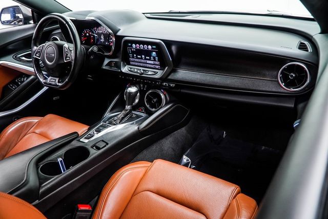 2017 Chevrolet Camaro 2dr Convertible SS w/2SS - 22954631 - 17