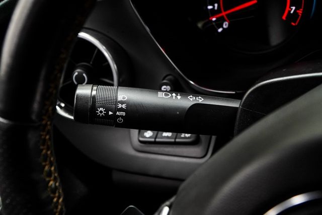 2017 Chevrolet Camaro 2dr Convertible SS w/2SS - 22954631 - 32