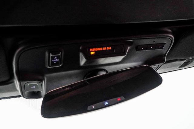 2017 Chevrolet Camaro 2dr Convertible SS w/2SS - 22954631 - 33