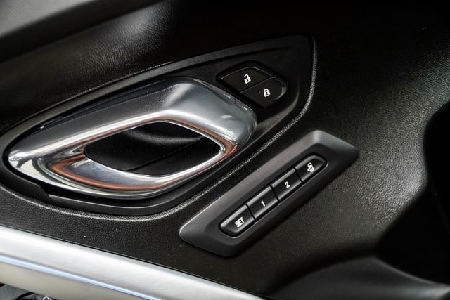 2017 Chevrolet Camaro 2dr Convertible SS w/2SS - 22954631 - 40