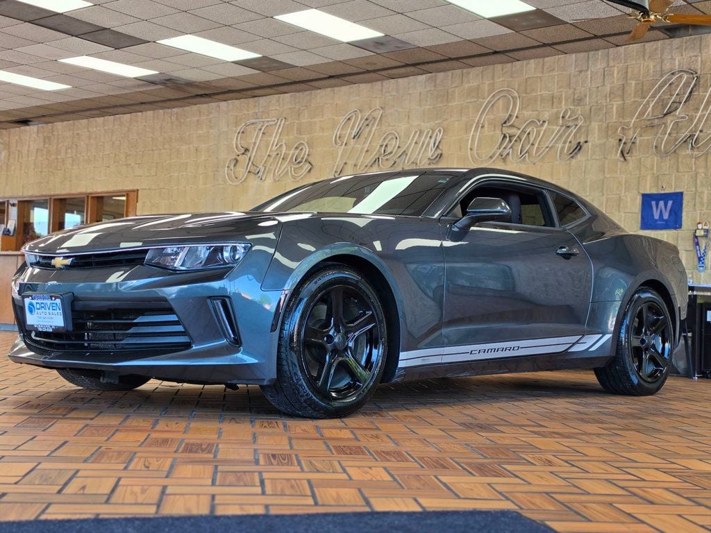 2017 Chevrolet Camaro 2dr Coupe 1LT - 23059802 - 3