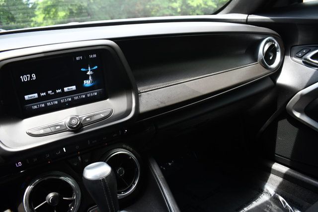 2017 Chevrolet Camaro 2dr Coupe 1LT - 23032102 - 19