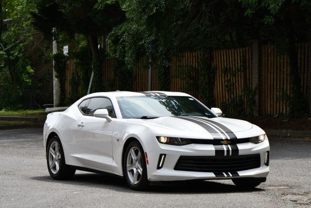 2017 Chevrolet Camaro 2dr Coupe 1LT - 23032102 - 7