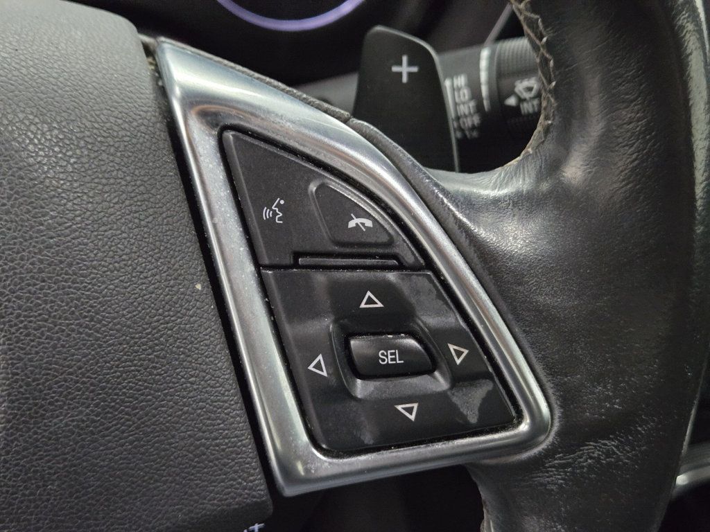 2017 Chevrolet Camaro 2dr Coupe 1LT - 22957794 - 18