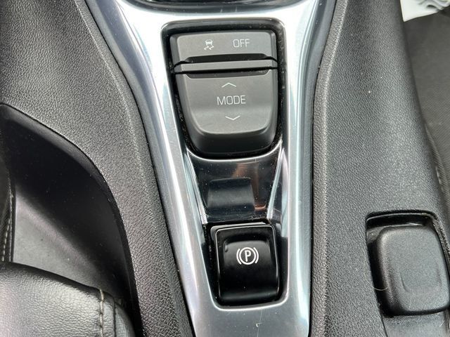 2017 Chevrolet Camaro 2dr Coupe 1LT - 23024609 - 21