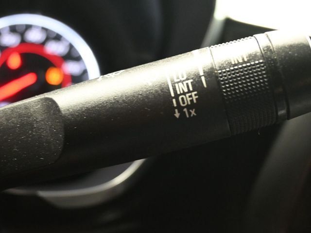 2017 Chevrolet Camaro 2dr Coupe 1LT - 22999918 - 17