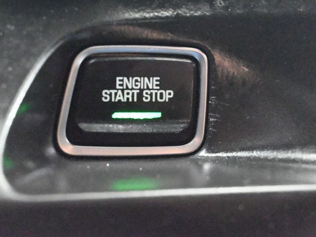 2017 Chevrolet Camaro 2dr Coupe 1LT - 22999918 - 18