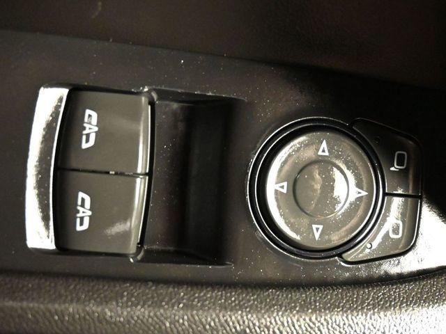 2017 Chevrolet Camaro 2dr Coupe 1LT - 22999918 - 19