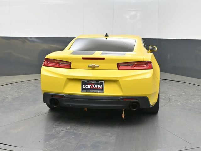 2017 Chevrolet Camaro 2dr Coupe 1LT - 22999918 - 25