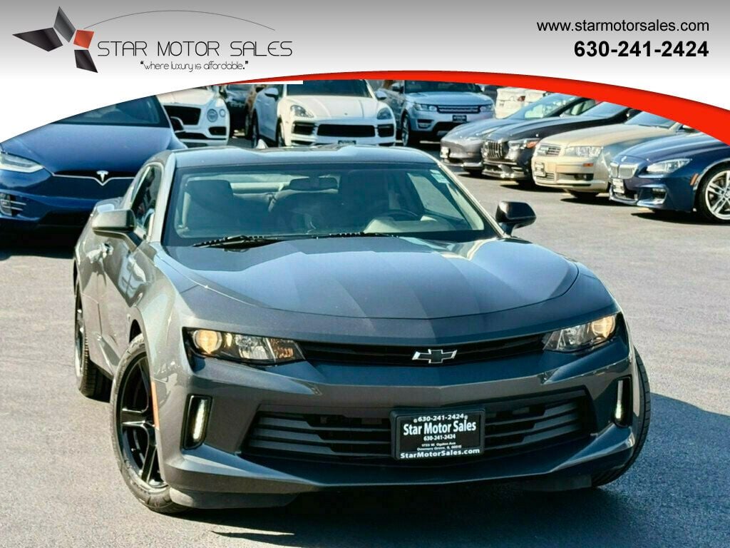 2017 Chevrolet Camaro 2dr Coupe 1LT - 22631401 - 0